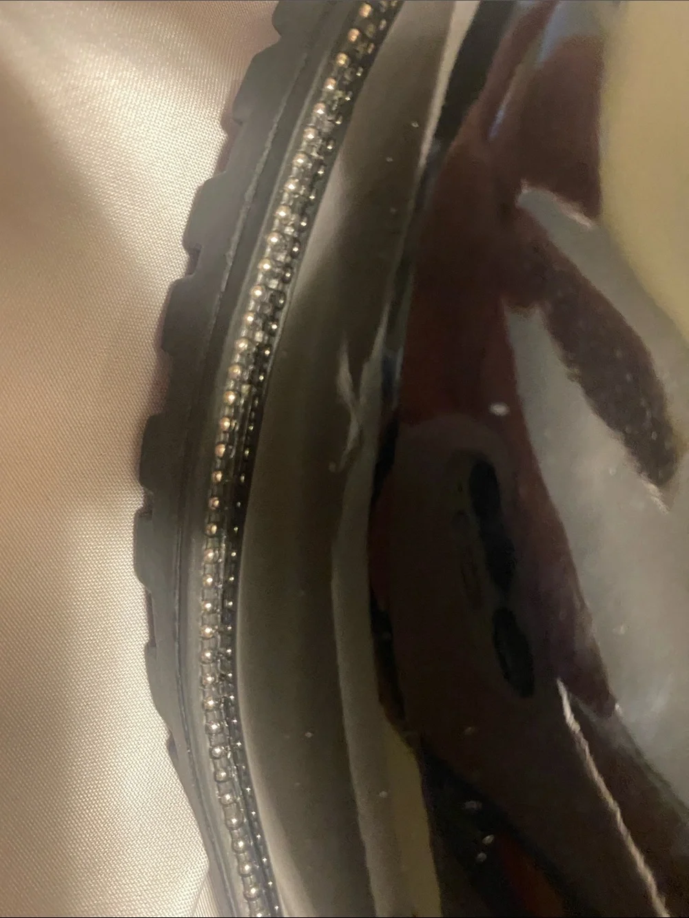 MIA glossy patent